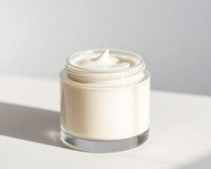Welche Creme passt zu trockener Männerhaut?