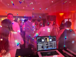 Warum ist ein erfahrener DJ Frankfurt für Events entscheidend?